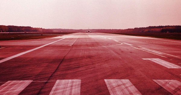 Heatwave Forces RAF Brize Norton Closure as Runway Surface Fails